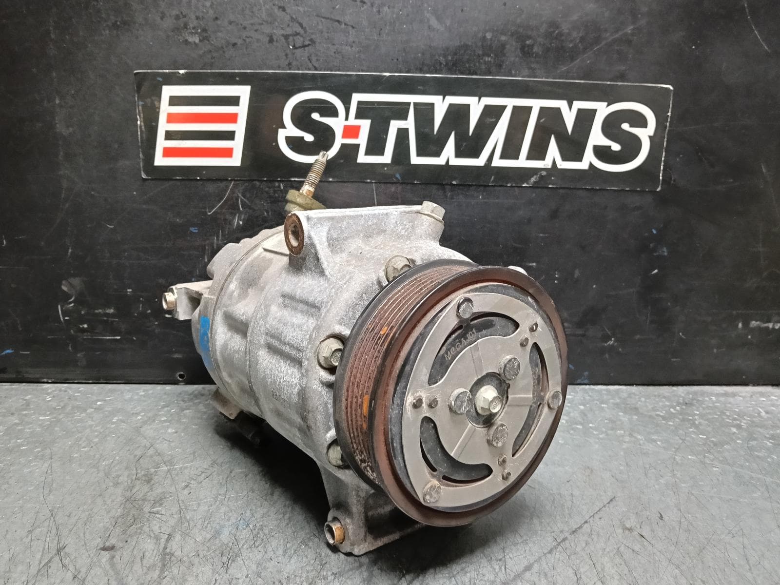 Used auto part listing image: 2022 FORD RANGER A C COMPRESSOR RA, DIESEL, 2.0, BI-TURBO, 154KW, 05/22- 0000387377