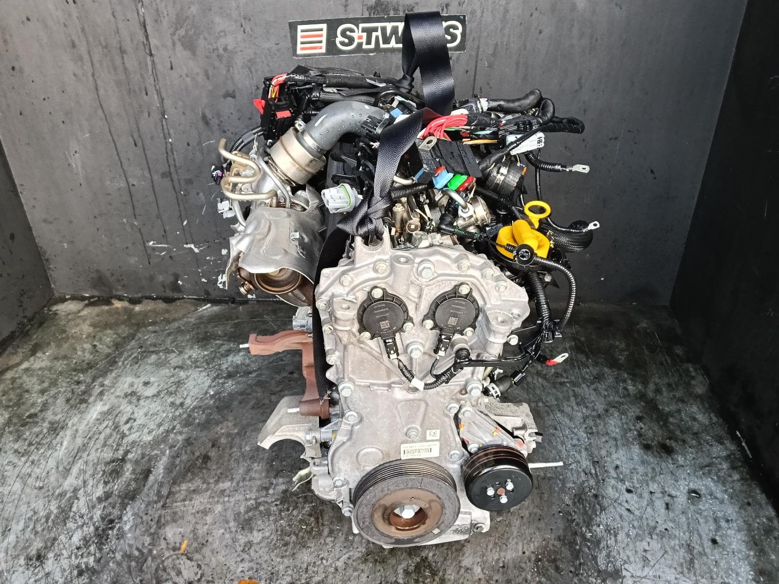 Used auto part listing image: 2023 RENAULT CAPTUR ENGINE PETROL, 1.3, TURBO, H5H CODE, XJB, 01/21- 0000400902