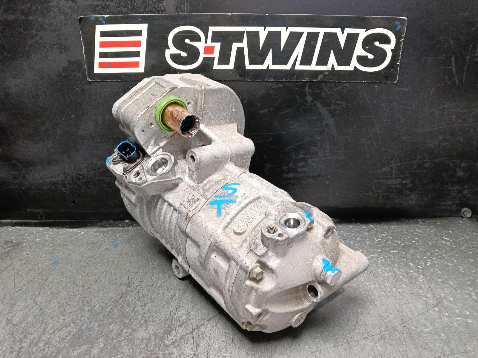 Used auto part listing image: 2023 MG MG4 A C COMPRESSOR MEH32, EV, ELECTRIC TYPE, 03/23- 0000404268