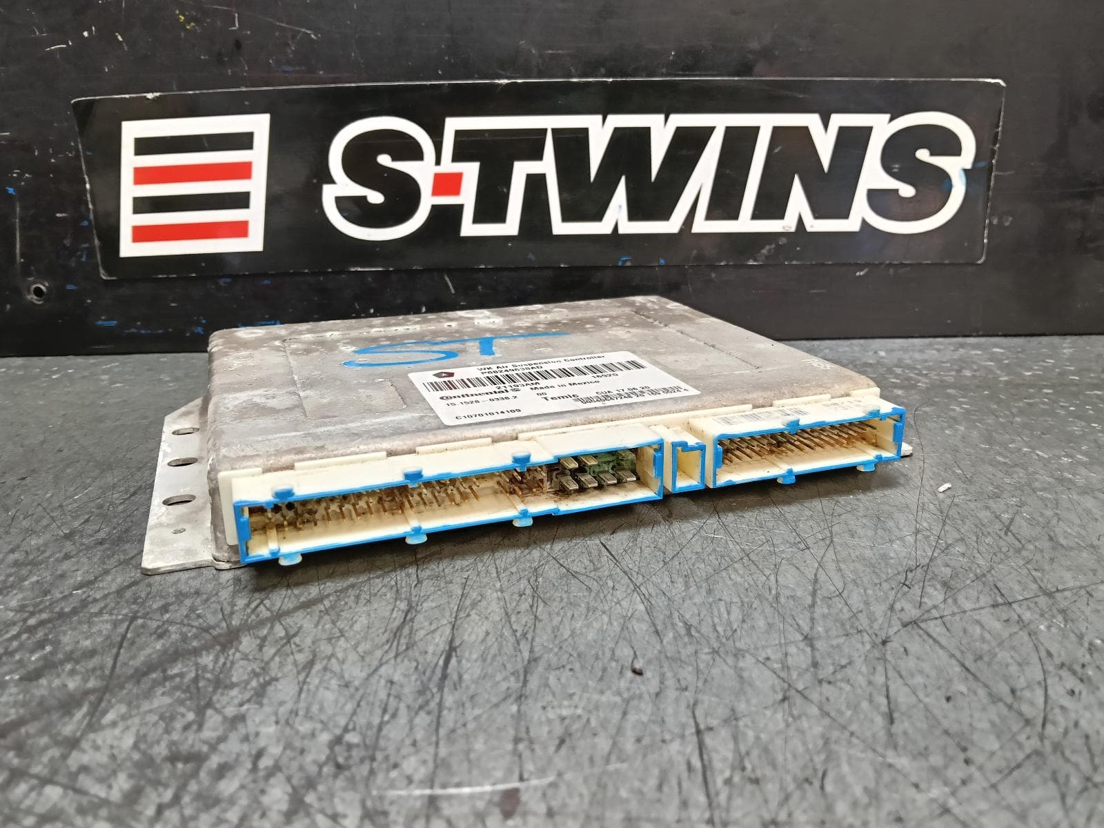 Used auto part listing image: 2021 JEEP GRANDCHEROKEE AIR SUSPENSION CONTROL MODULE, WK, 10/10-02/22 0000394376