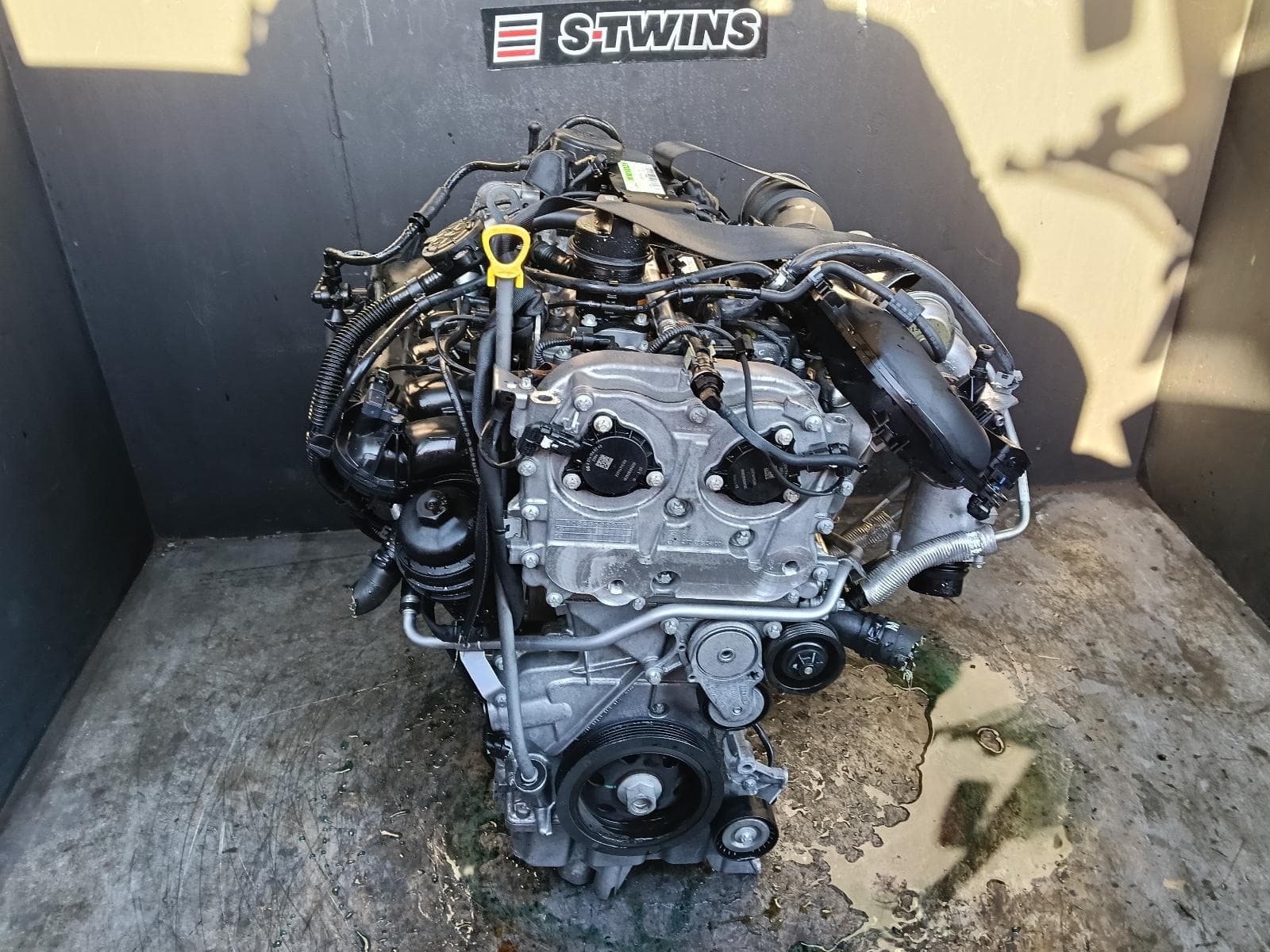 Used auto part listing image: 2018 MERCEDES GLA CLASS ENGINE PETROL, 2.0, TURBO, 270.920 CODE, GLA250, X156, 04/14-01/20 0000383490