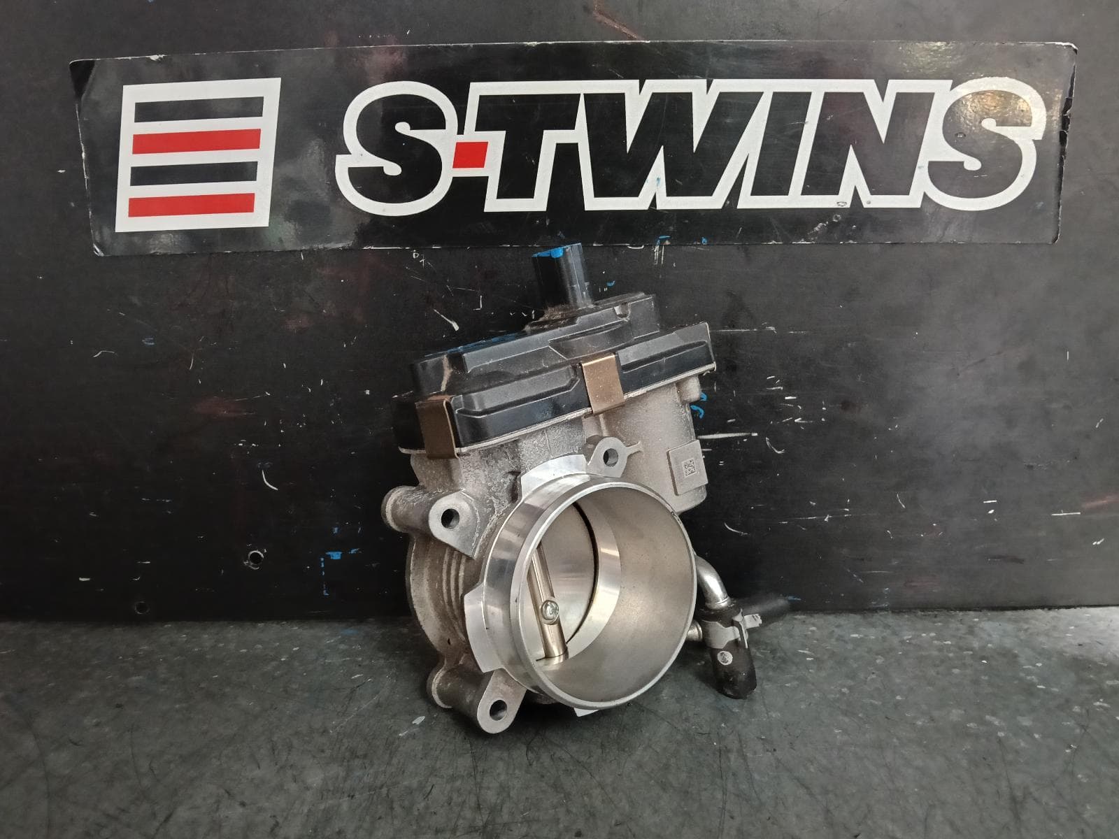Used auto part listing image: 2023 SUBARU OUTBACK THROTTLE BODY 2.4, PETROL, 7TH GEN, 12/20- 0000399005