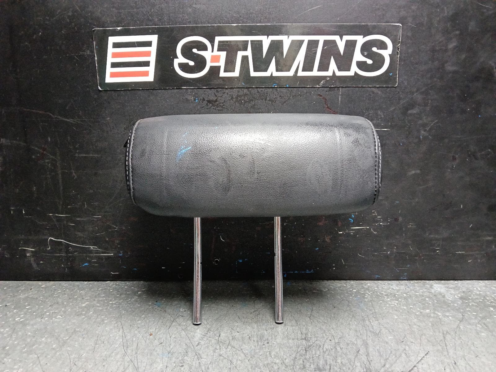 Used auto part listing image: 2023 SUBARU OUTBACK HEADREST 7TH GEN, 12/20-07/25 0000399030