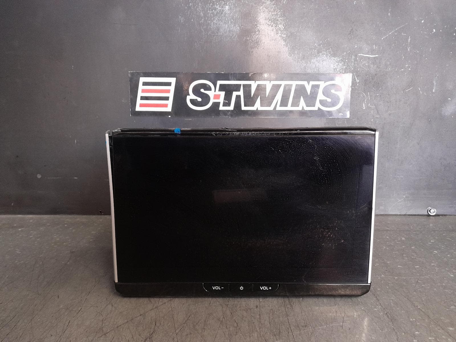 Used auto part listing image: 2022 TOYOTA COROLLA CROSS XG10, HEAD UNIT, W/ DISPLAY UNIT, 10.5IN TOUCHSCREEN, 01/22- 0000341130