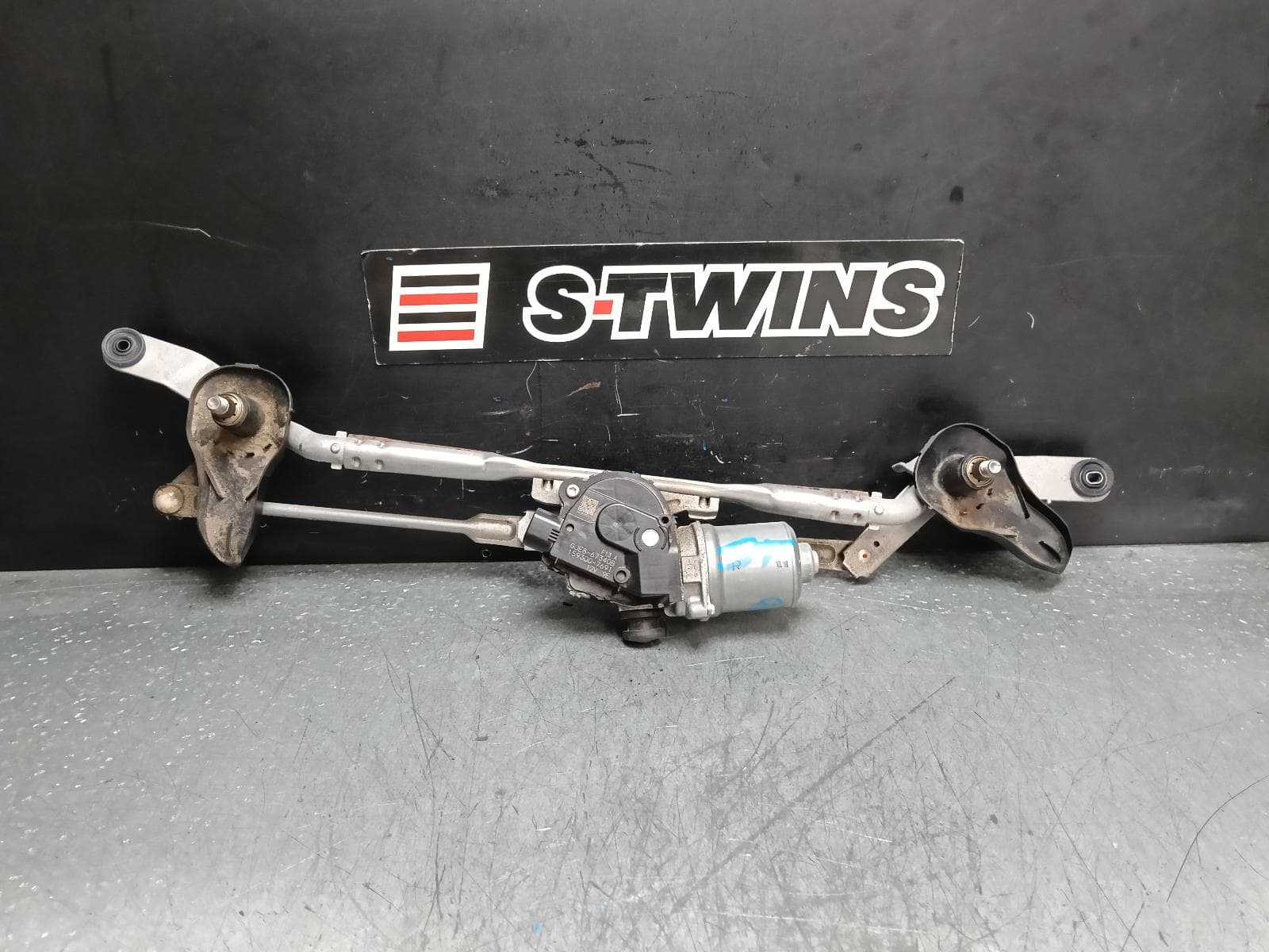 Used auto part listing image: 2021 MAZDA 6 WIPER MOTOR FRONT, GJ-GL, 11/12-12/24 0000382658