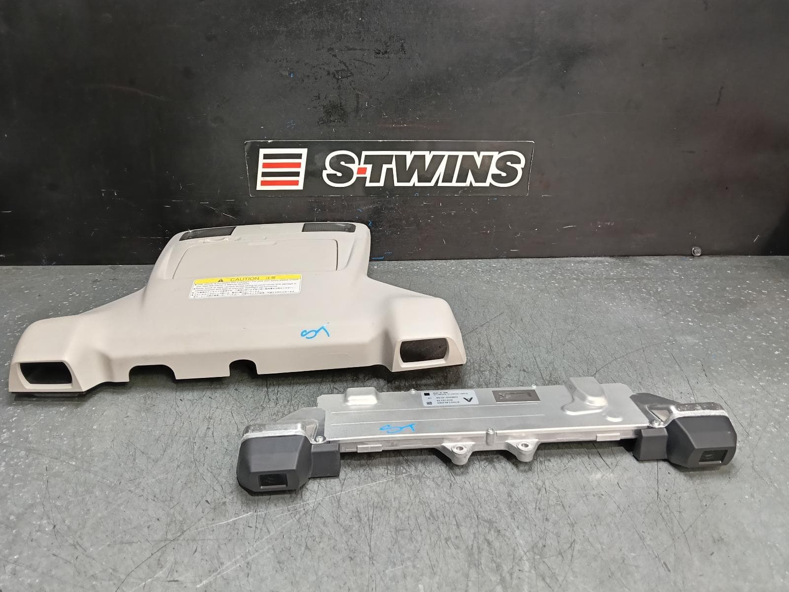 Used auto part listing image: 2017 SUBARU OUTBACK REVERSE CAMERA FRONT CAMERA ASSEMBLY, ADA EYESIGHT SYSTEM, P/N 87501AL060, 6TH GEN, 08/14-12/20 0000391278