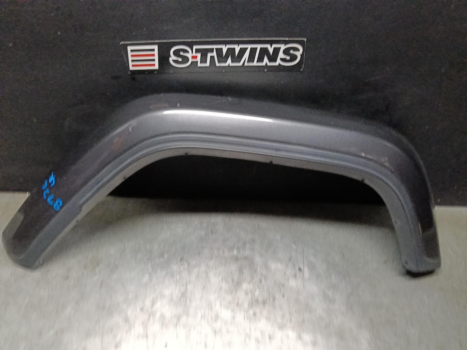 Used auto part listing image: 2020 JEEP WRANGLER WHEEL ARCH FLARE JL, LH REAR, COLOUR CODED, 08/18- 0000397206