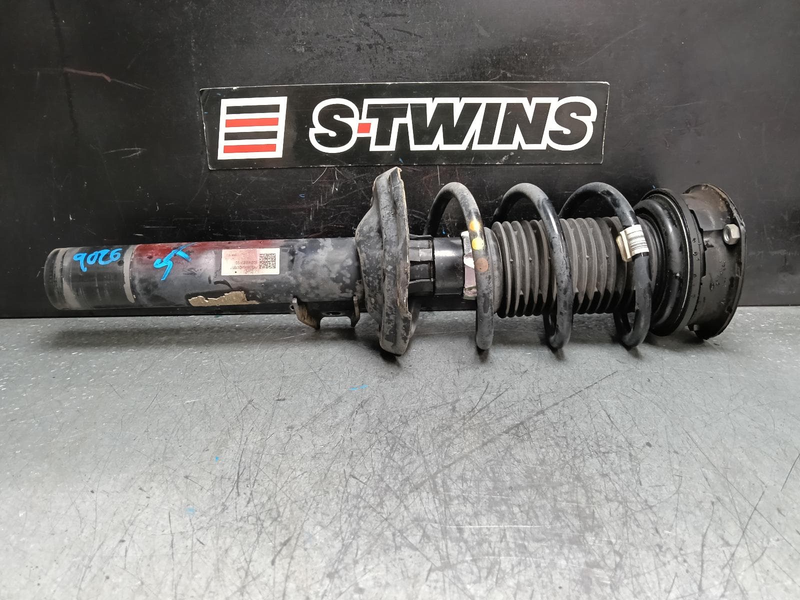 Used auto part listing image: 2019 AUDI Q2 LEFT FRONT STRUT Q2, GA, 1.4/1.5, PETROL, 10/16- 0000386227