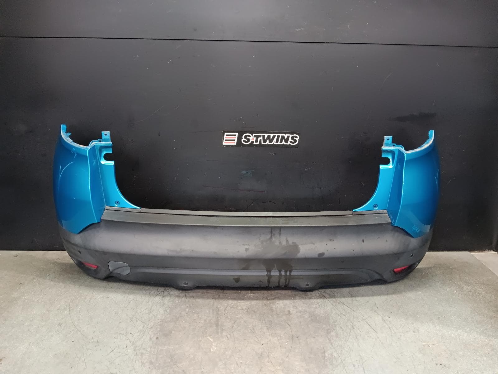 Used auto part listing image: 2015 RENAULT CAPTUR REAR BUMPER BUMPER BAR (3 PIECES), J87, 08/14-05/17 0000410315