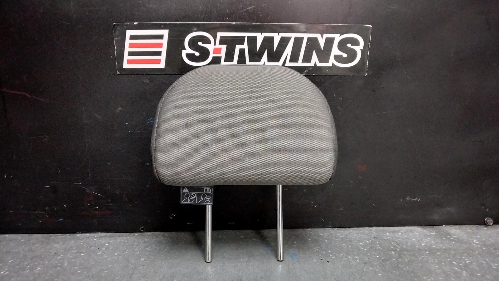 Used auto part listing image: 2024 SUBARU CROSSTREK HEADREST G6X, LH REAR, CLOTH, GREY, 10/22- 0000388435