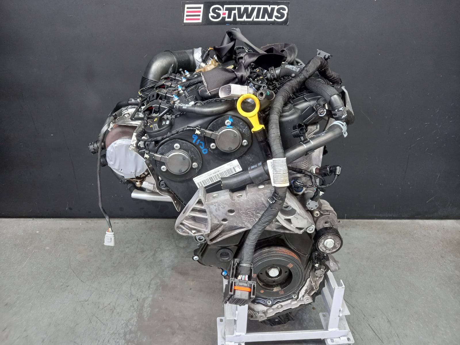 Used auto part listing image: 2017 AUDI Q2 ENGINE GA, PETROL, 2.0, TURBO, CZPB CODE, 10/16- 0000378030