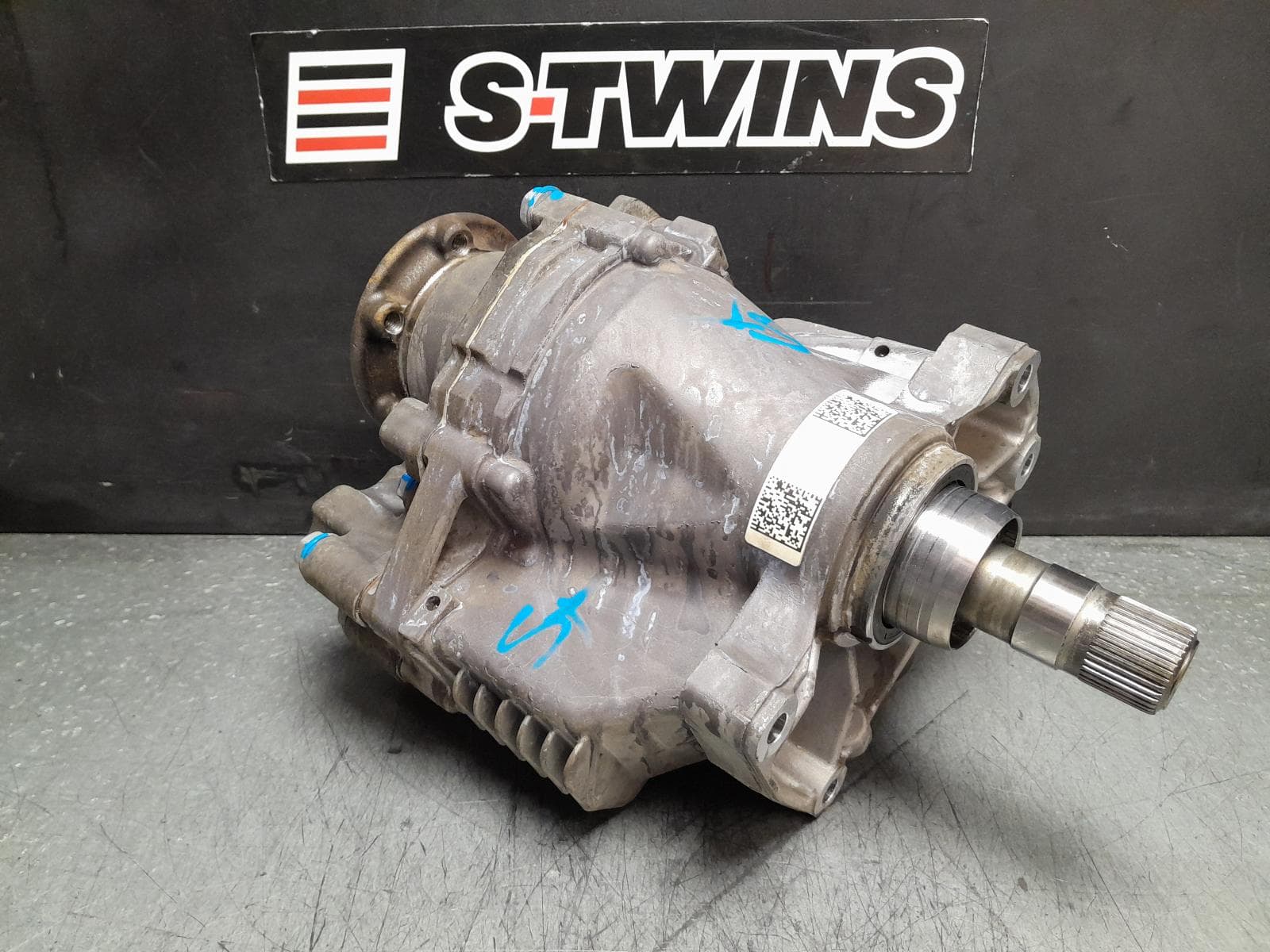 Used auto part listing image: 2017 AUDI Q2 TRANSFER CASE AUTO, DQ381, 2.0, GA, 10/16- 0000378035