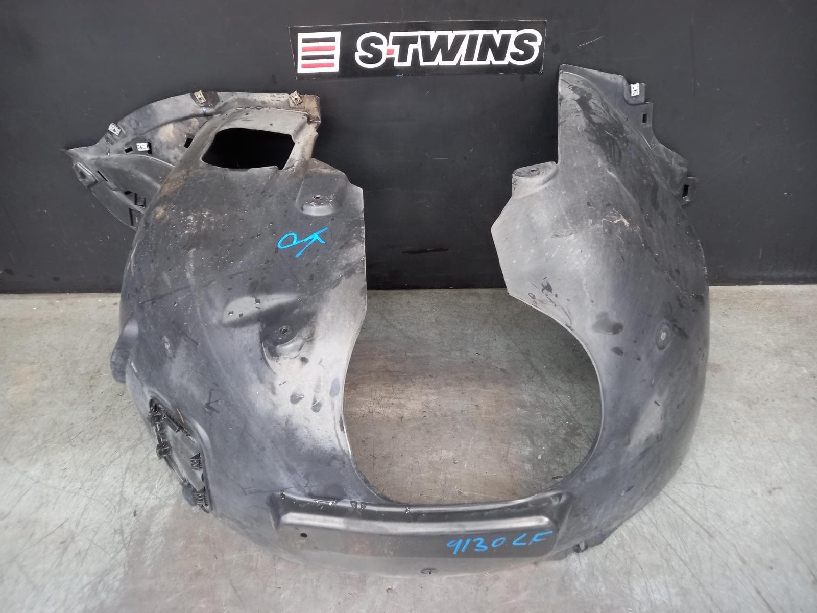 Used auto part listing image: 2017 AUDI Q2 LEFT GUARD LINER GA, Q2, 10/16- 0000378044