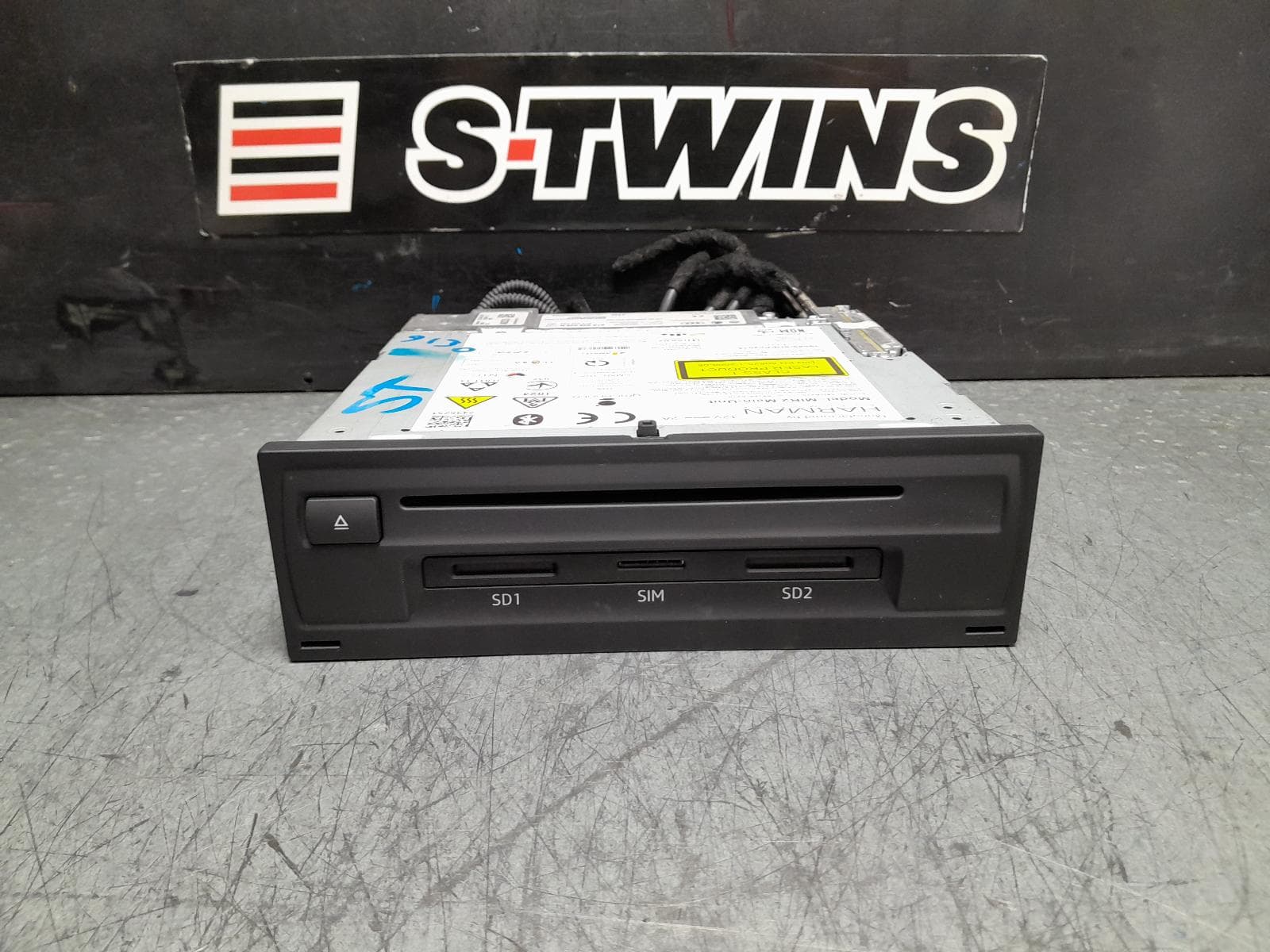 Used auto part listing image: 2017 AUDI Q2 2X SD CARD W/ SIM, GA, 10/16- 0000378097