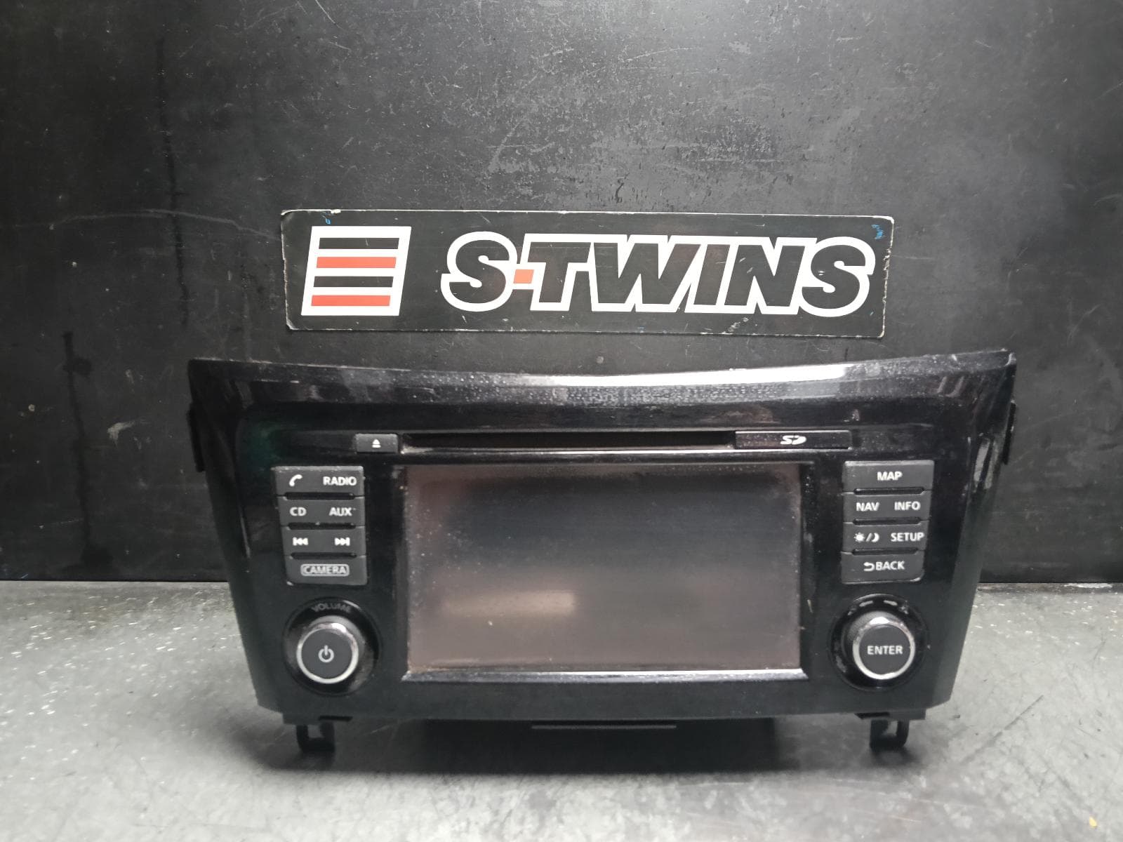 Used auto part listing image: 2016 NISSAN QASHQAI DISPLAY & HEAD UNIT, SAT NAV TYPE, J11, 12/13-07/21 0000411903