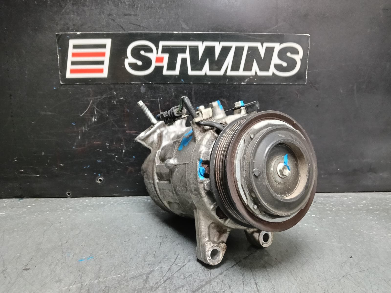 Used auto part listing image: 2018 HOLDEN ACADIA A C COMPRESSOR AC, 3.6, PETROL, 08/18- 0000386121