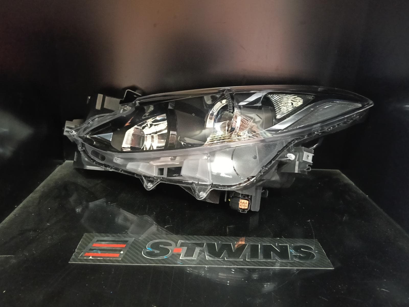 Used auto part listing image: NEW 2013 MAZDA 3 LEFT HEADLAMP BM, NEO/MAXX/TOURING/SP25, HALOGEN TYPE, 11/13-05/16 0000387302
