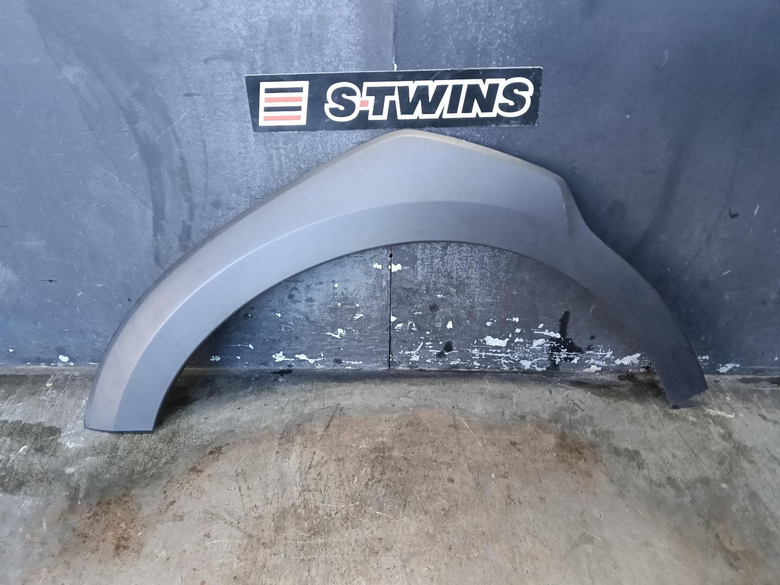 Used auto part listing image: 2024 SUBARU OUTBACK WHEEL ARCH FLARE 7TH GEN, 12/20-07/25 0000394414