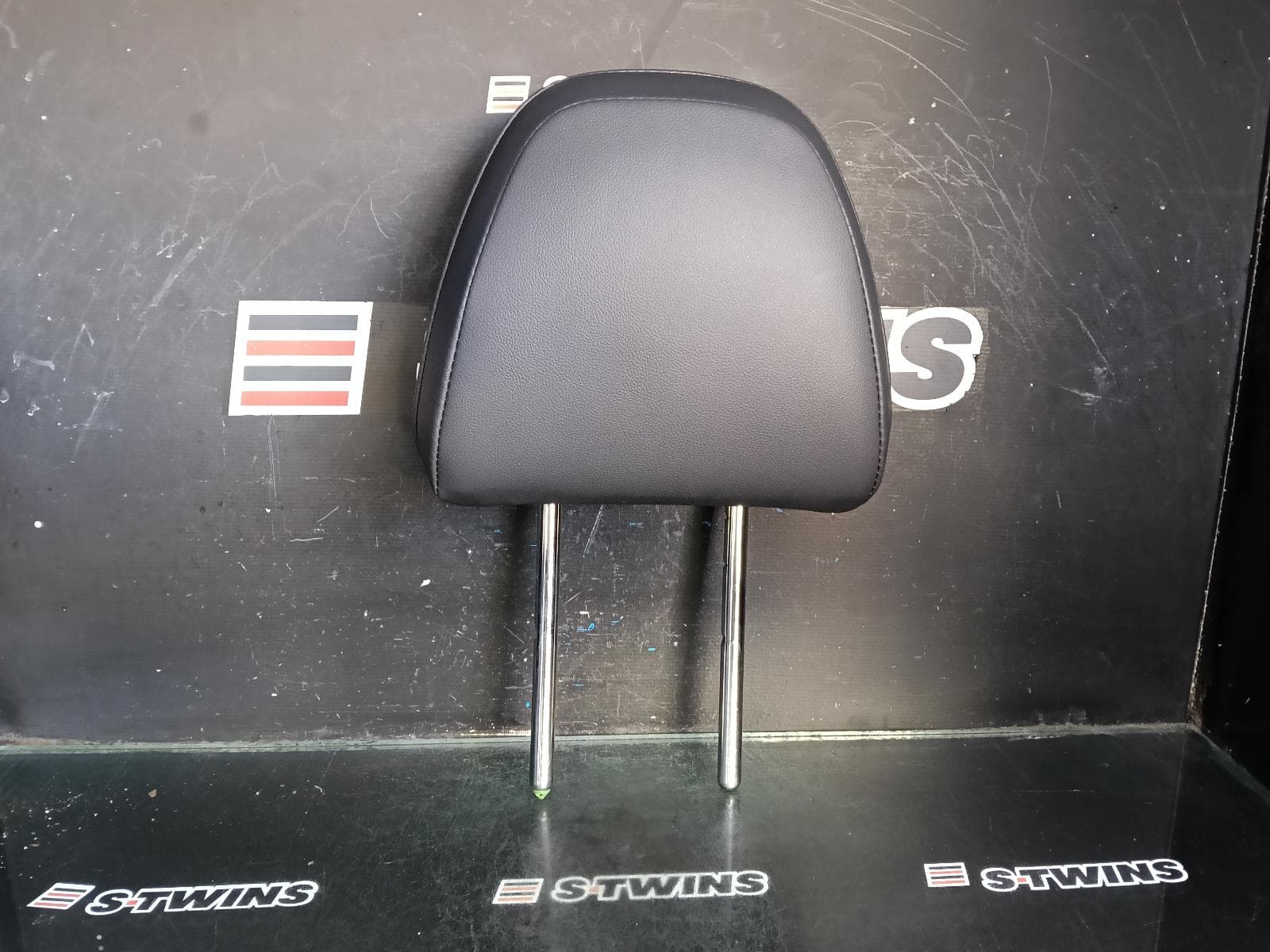 Used auto part listing image: 2024 SUBARU OUTBACK HEADREST 7TH GEN, 12/20-07/25 0000394422