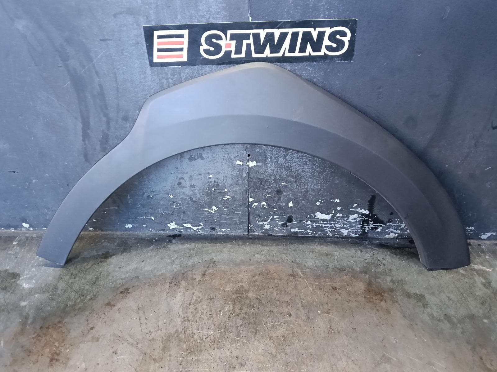 Used auto part listing image: 2024 SUBARU OUTBACK WHEEL ARCH FLARE 7TH GEN, 12/20-07/25 0000394424