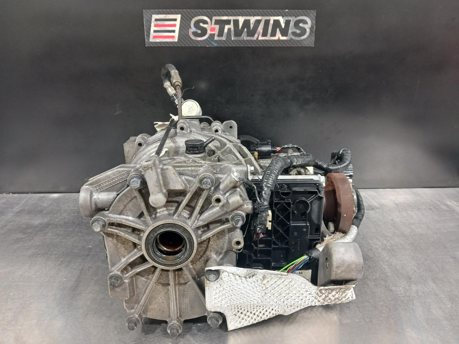 Used auto part listing image: 2014 LAND ROVER RANGE ROVER EVOQUE DIFFERENTIAL CENTRE REAR, 2.2, DIESEL, L538, 11/11-12/14 0000203279