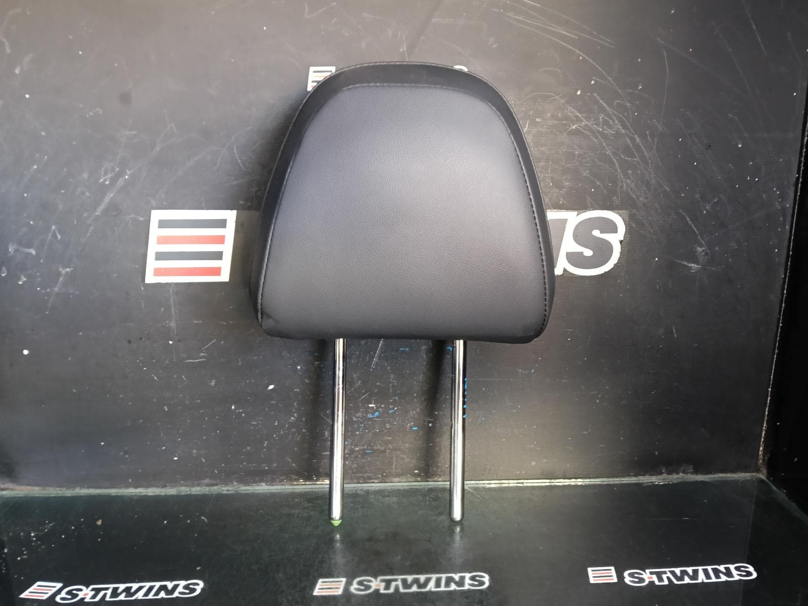 Used auto part listing image: 2024 SUBARU OUTBACK HEADREST 7TH GEN, 12/20-07/25 0000394425