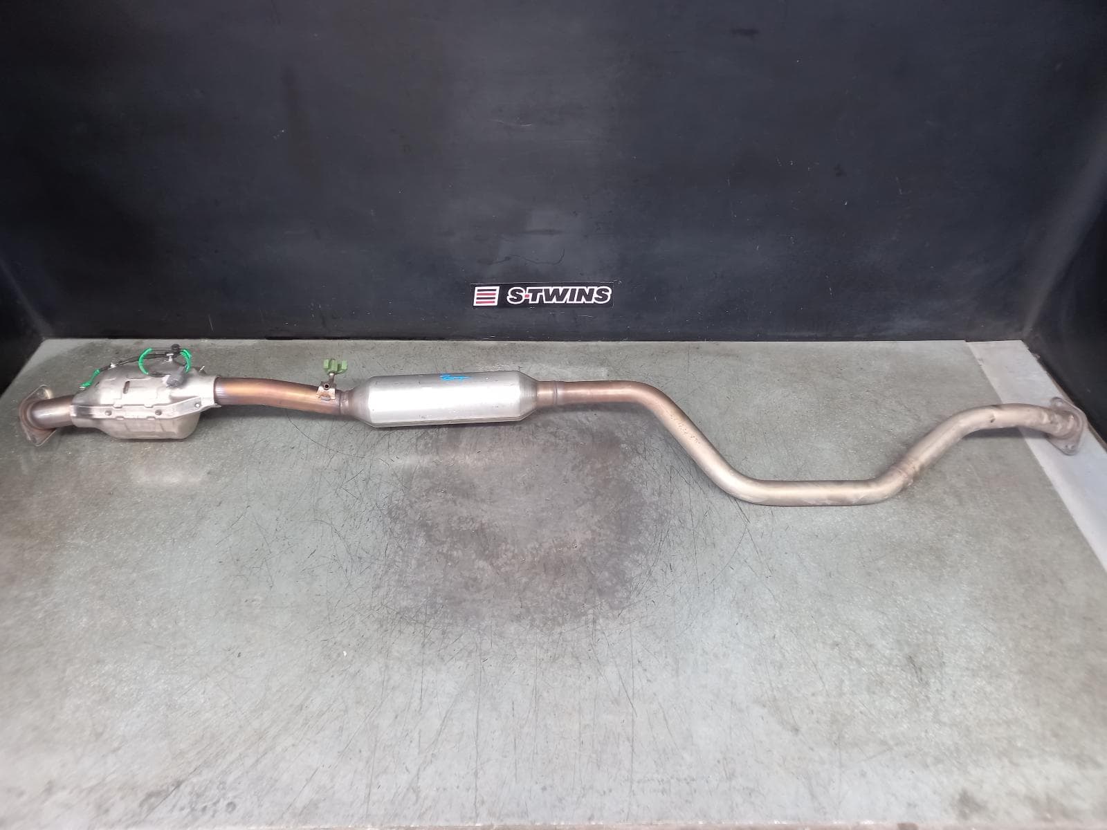 Used auto part listing image: 2021 MAZDA CX30 CATALYTIC CONVERTER DM, 2.0, PETROL, PE-VPS, 10/19- 0000358724