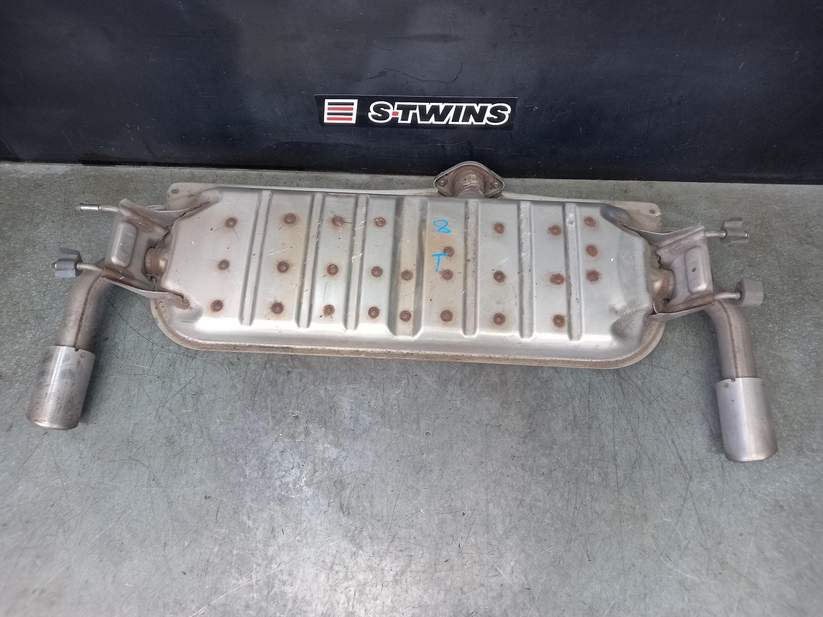 Used auto part listing image: 2021 MAZDA CX30 MUFFLER DM, 10/19- 0000358725