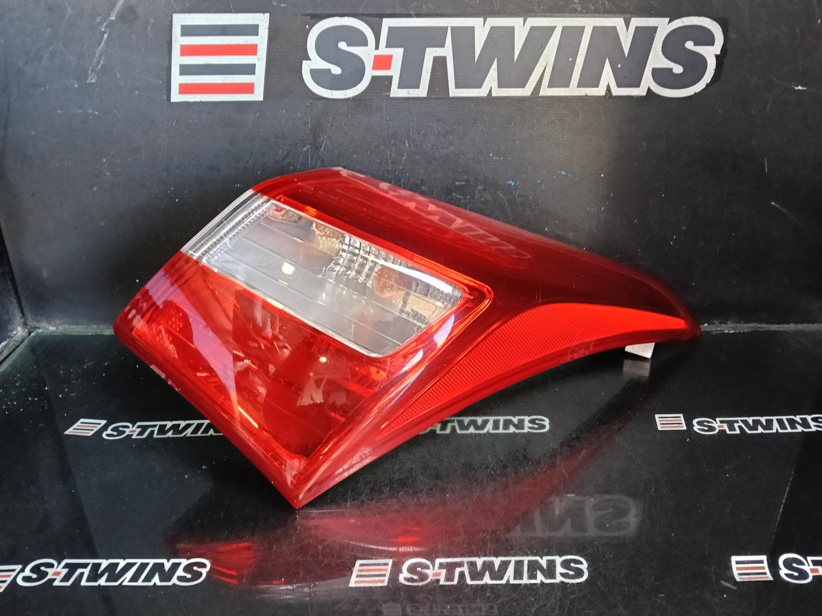 Used auto part listing image: 2014 HYUNDAI I30 RIGHT TAILLIGHT GD, 5DR/3DR, HATCH, W/ HALOGEN TYPE, GO/ACTIVE/ELITE, 03/12-02/17 0000379219
