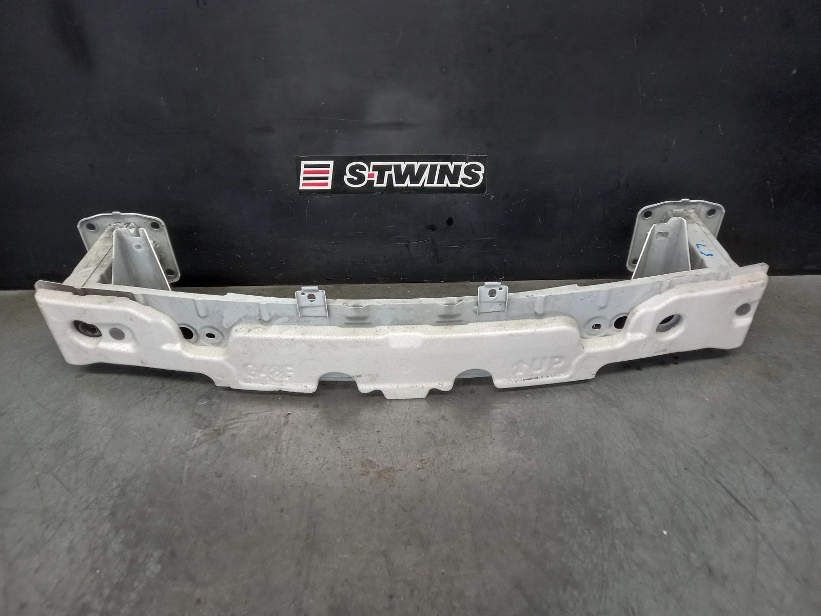 Used auto part listing image: 2013 SUZUKI VITARA R BAR BRACKET REINFO REINFORCEMENT, GRAND VITARA, JT, 08/08-12/18 0000359820