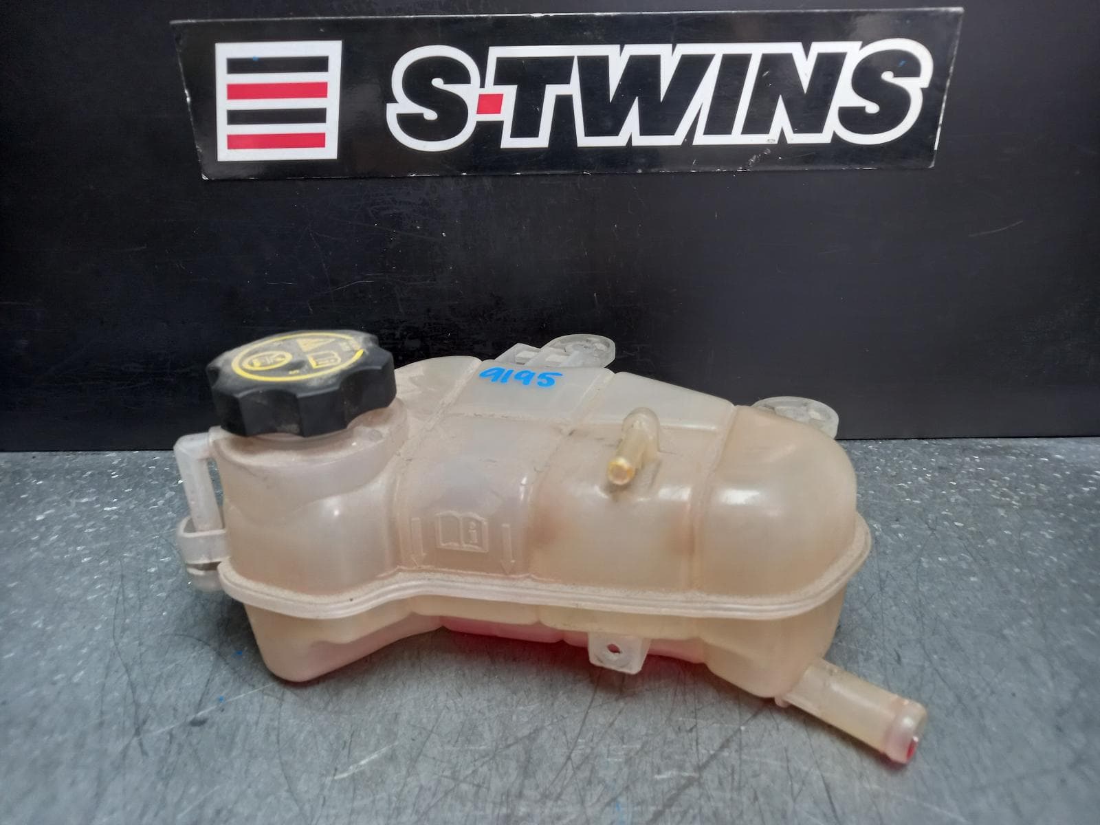 Used auto part listing image: 2014 HOLDEN BARINA OVERFLOW BOTTLE TM, 09/11-12/18 0000373614