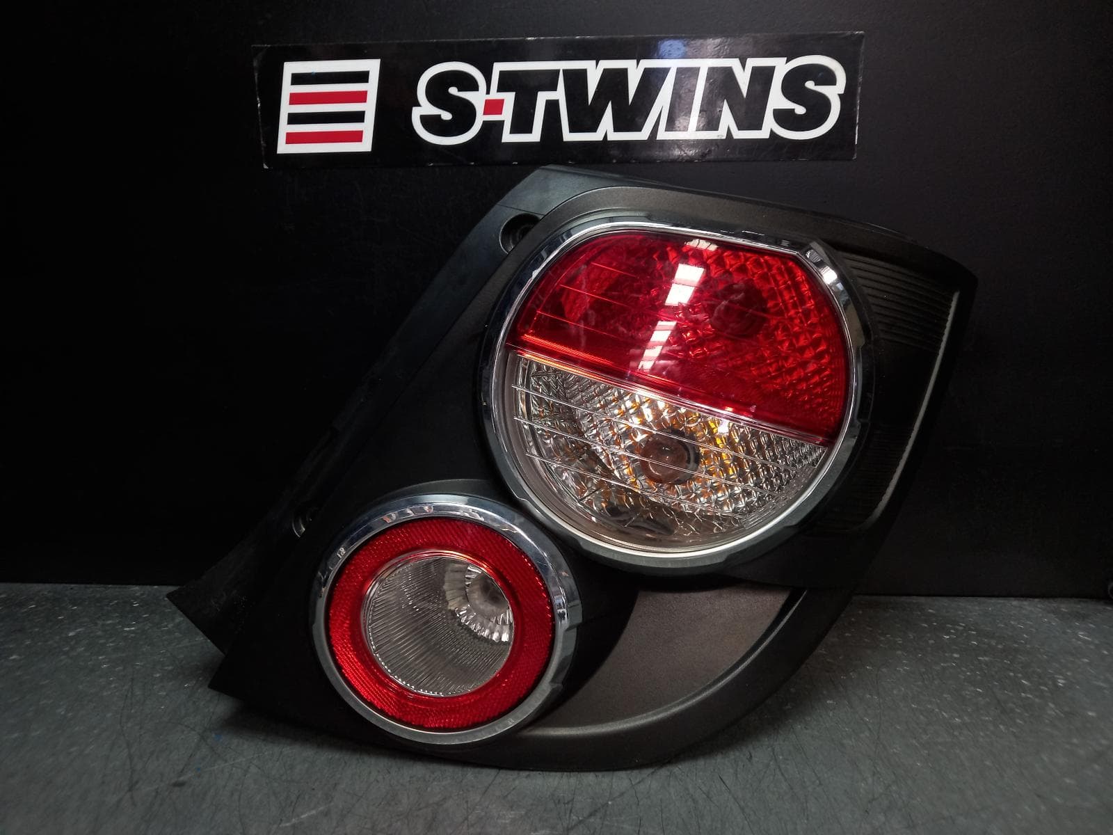 Used auto part listing image: 2014 HOLDEN BARINA RIGHT TAILLIGHT TM, HATCH, 09/11-08/16 0000373617