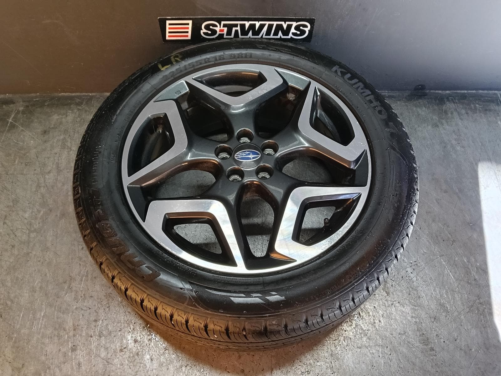 Used auto part listing image: 2020 SUBARU XV WHEEL MAG FACTORY, 18X7IN, 5 Y SPOKE, G5X, 03/17-06/23 0000414293