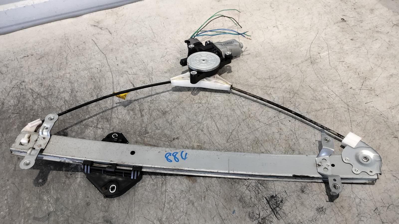 Used auto part listing image: 2012 SUBARU FORESTER RIGHT FRONT WINDOW REG MOTOR 6 PIN PLUG TYPE, 08/10-12/12 0000412568