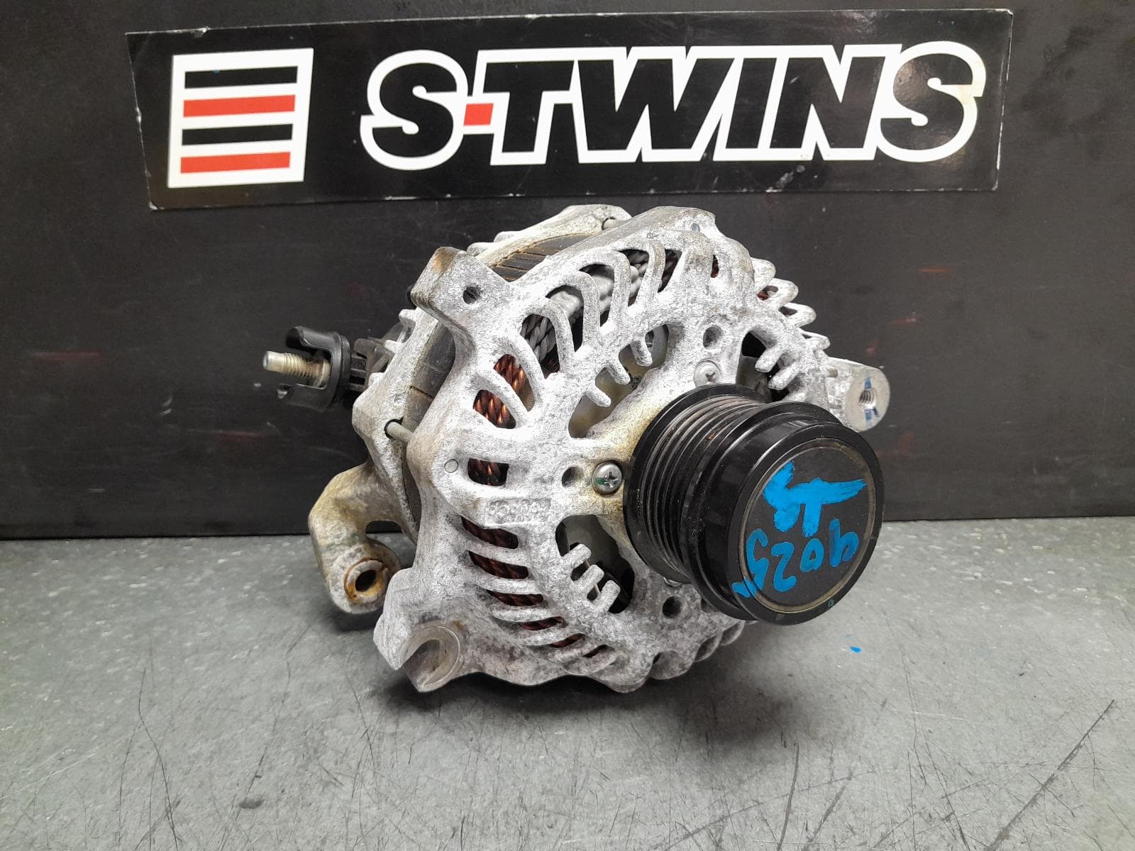 Used auto part listing image: 2023 FORD RANGER ALTERNATOR RA, DIESEL, 2.0, BI-TURBO, 154KW, 05/22- 0000376856