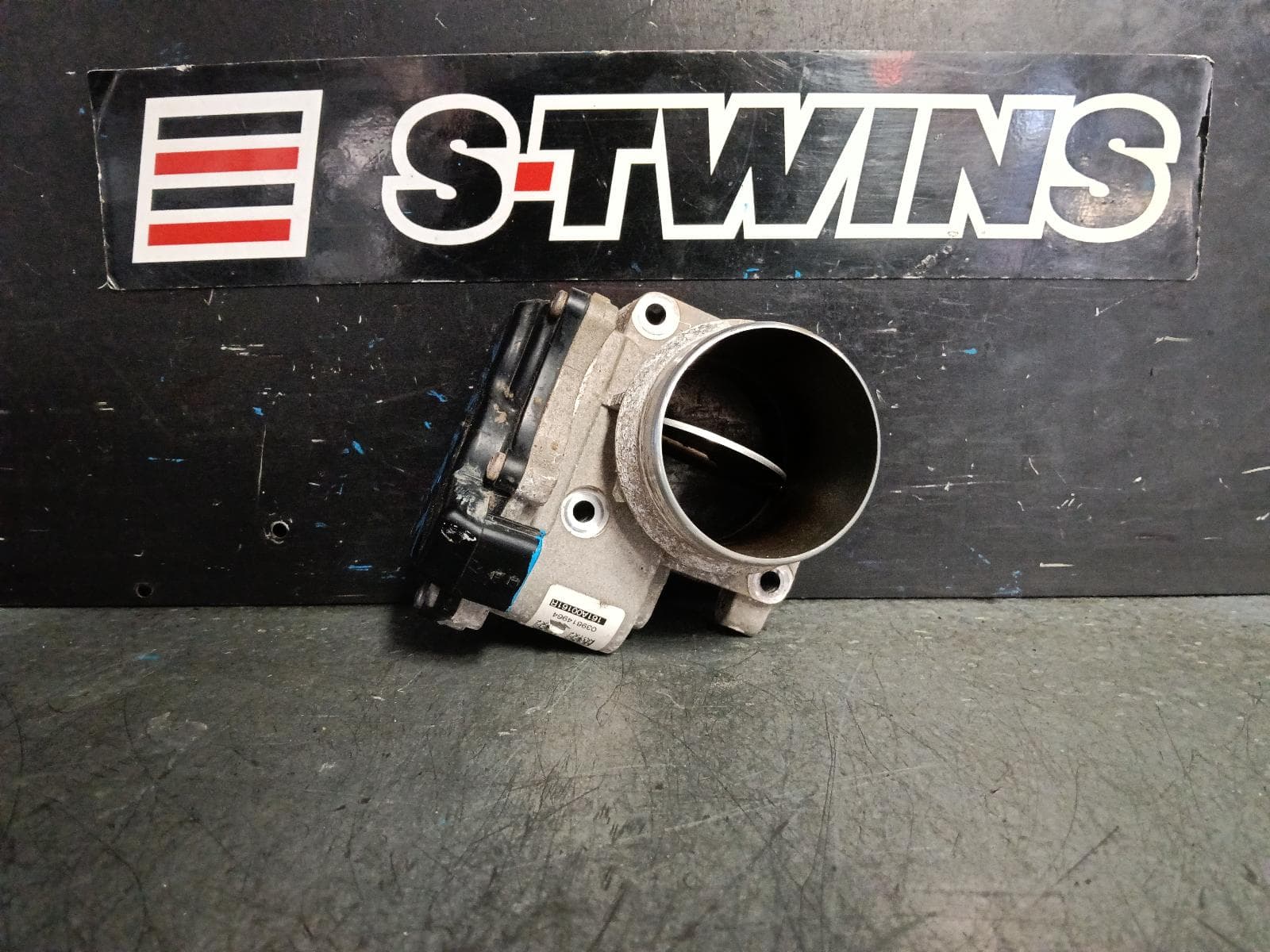 Used auto part listing image: 2018 NISSAN NAVARA THROTTLE BODY NP300, 2.3, DIESEL, YS23DDTT, TWIN TURBO, 04/15- 0000395125