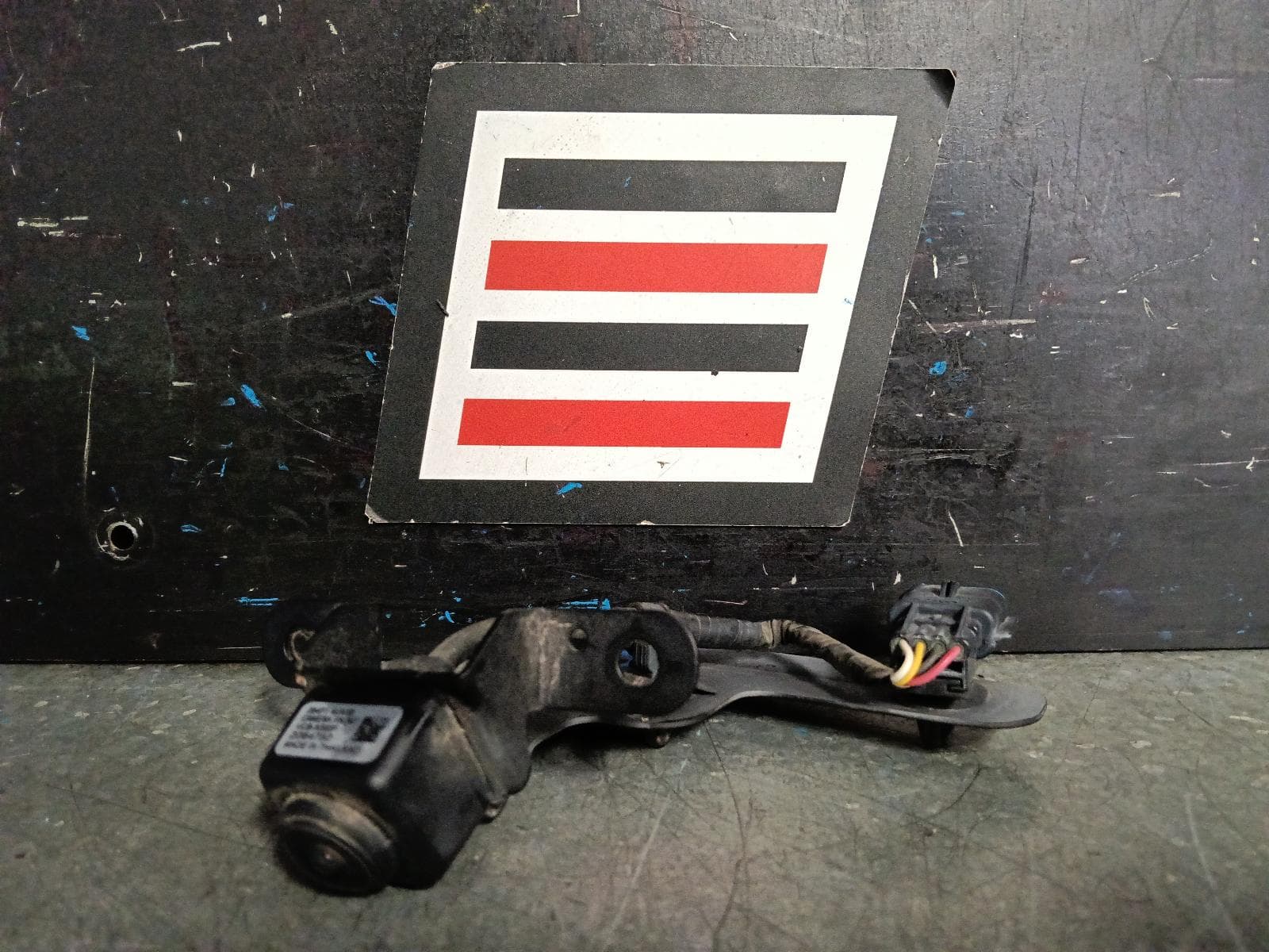 Used auto part listing image: 2018 NISSAN NAVARA REVERSE CAMERA FRONT CAMERA (GRILLE MOUNTED), NP300, 05/15- 0000395132