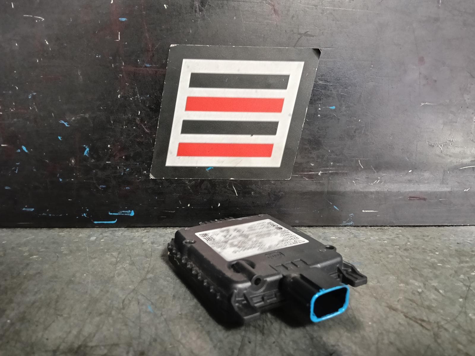 Used auto part listing image: 2019 VOLVO XC90 REVERSE CAMERA Mk2, BLIND SPOT MONITOR SENSOR (RH REAR BEHIND BUMPER), 04/15- 0000393081