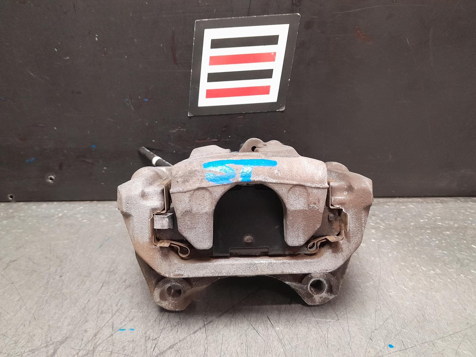 Used auto part listing image: 2017 MAZDA CX5 CALIPER RH REAR, KF, 02/17- (AUS ONLY) 0000379711