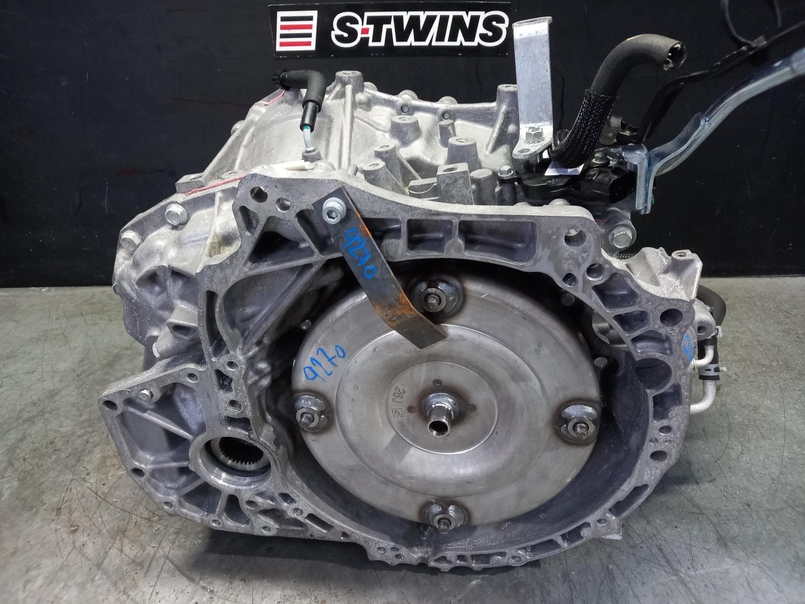 Used auto part listing image: 2017 RENAULT KALEOS TRANS GEARBOX AUTO, AWD, PETROL, 2.5, FK8, NO TRANSFER CASE, XZG, 05/16- 0000405099