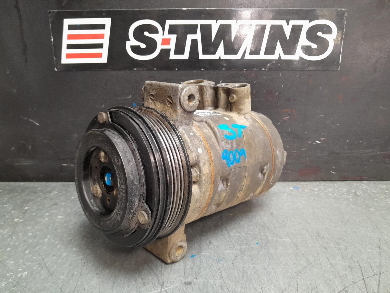 Used auto part listing image: 2018 NISSAN NAVARA A C COMPRESSOR NP300, 2.3, DIESEL, YS23DDTT, TWIN TURBO, 04/15- 0000373002