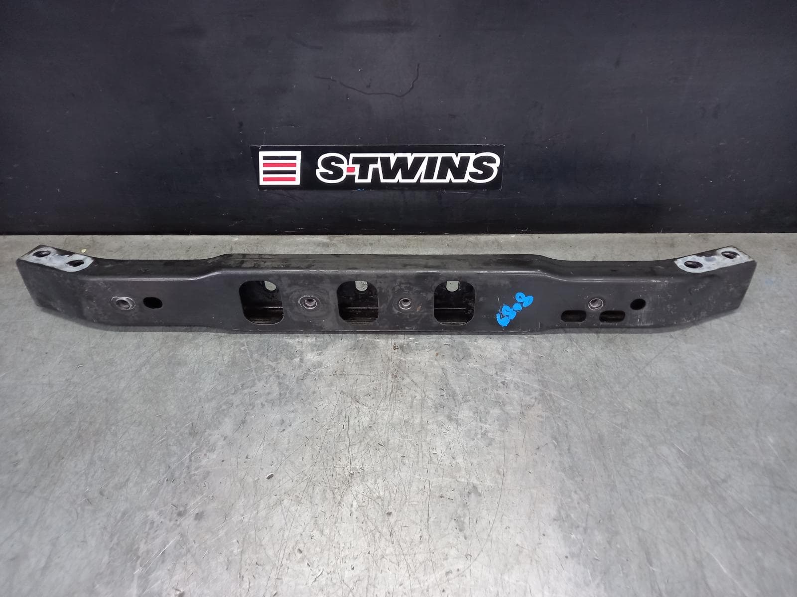 Used auto part listing image: 2022 JEEP GLADIATOR FRT XMEMBER CRADLE JT, 01/20- 0000351444
