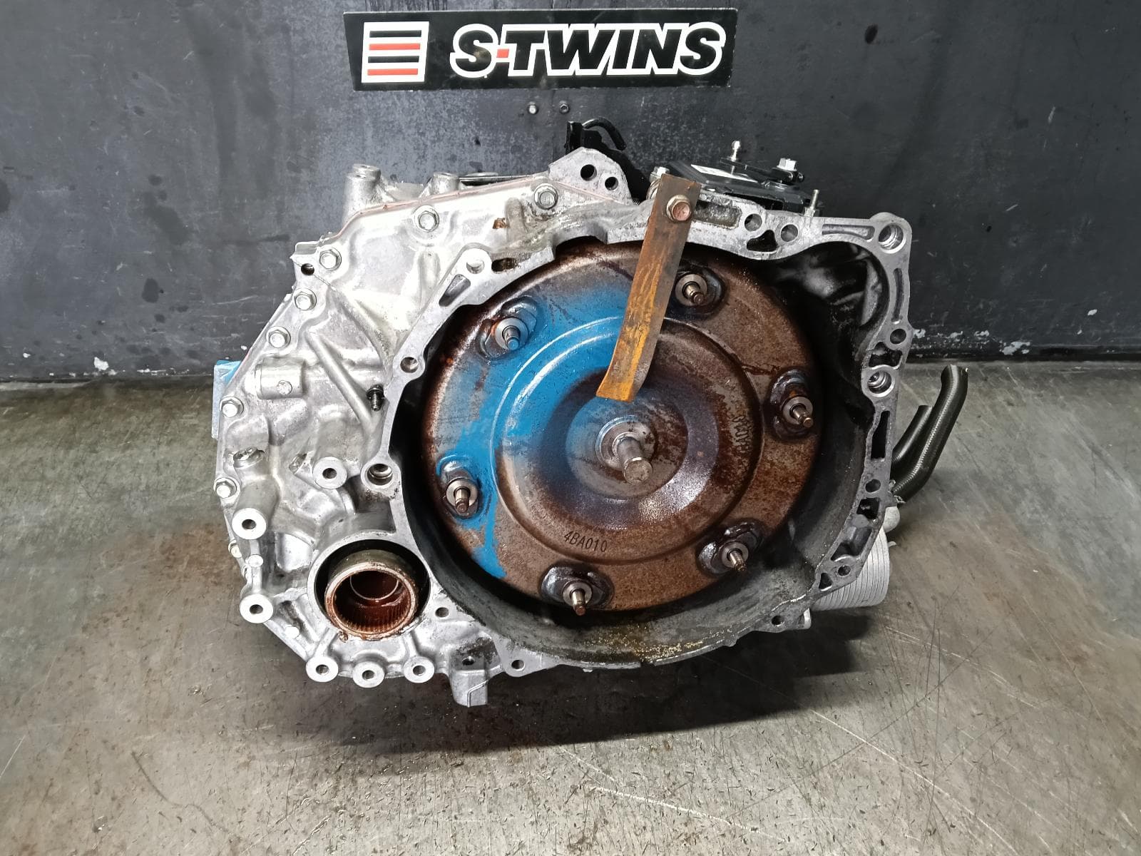 Used auto part listing image: 2015 VOLVO XC90 TRANS GEARBOX AUTO, PETROL, 2.0, B4204T27, TG-81SC CODE, 8 SPEED, NON TRANSFER CASE, Mk2, 04/15-07/21 0000398583