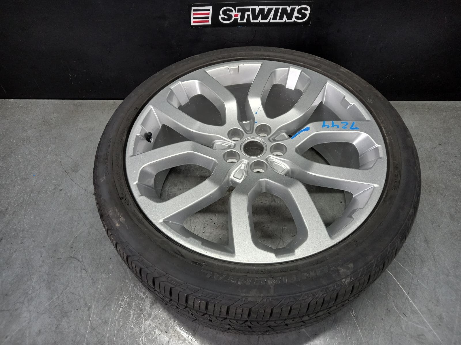 Used auto part listing image: NEW 2016 LAND ROVER RANGEROVER SPORT WHEEL MAG FACTORY, 22IN, STYLE 508, SILVER, L494, 06/13-04/22 0000353348
