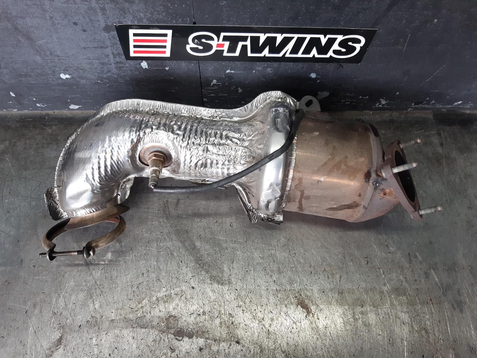 Used auto part listing image: 2020 LAND ROVER RANGE ROVER EVOQUE CATALYTIC CONVERTER L551, 02/19- 0000354609