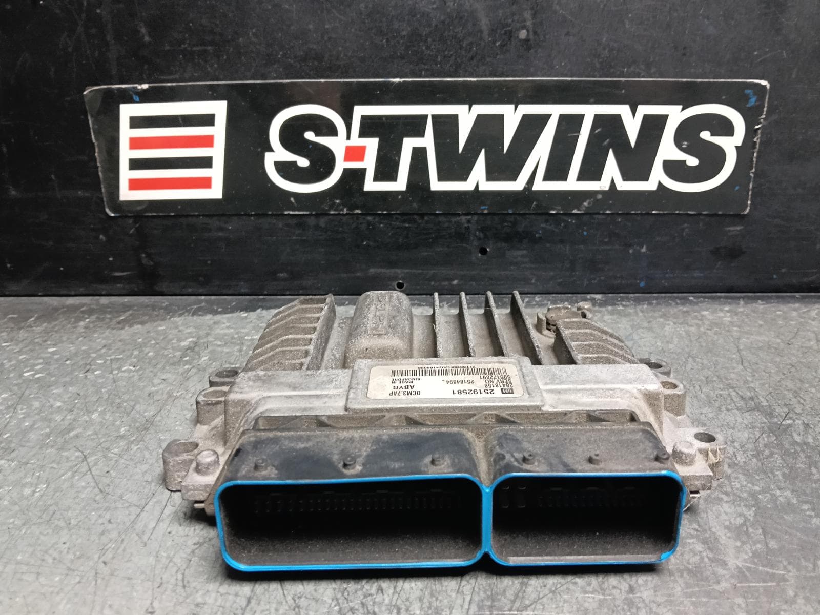 Used auto part listing image: 2014 HOLDEN CAPTIVA ENGINE ECU, 2.2, DIESEL, AUTO T/M, P/N 25184894, ECU ONLY, CG, 01/11-06/18 0000411216