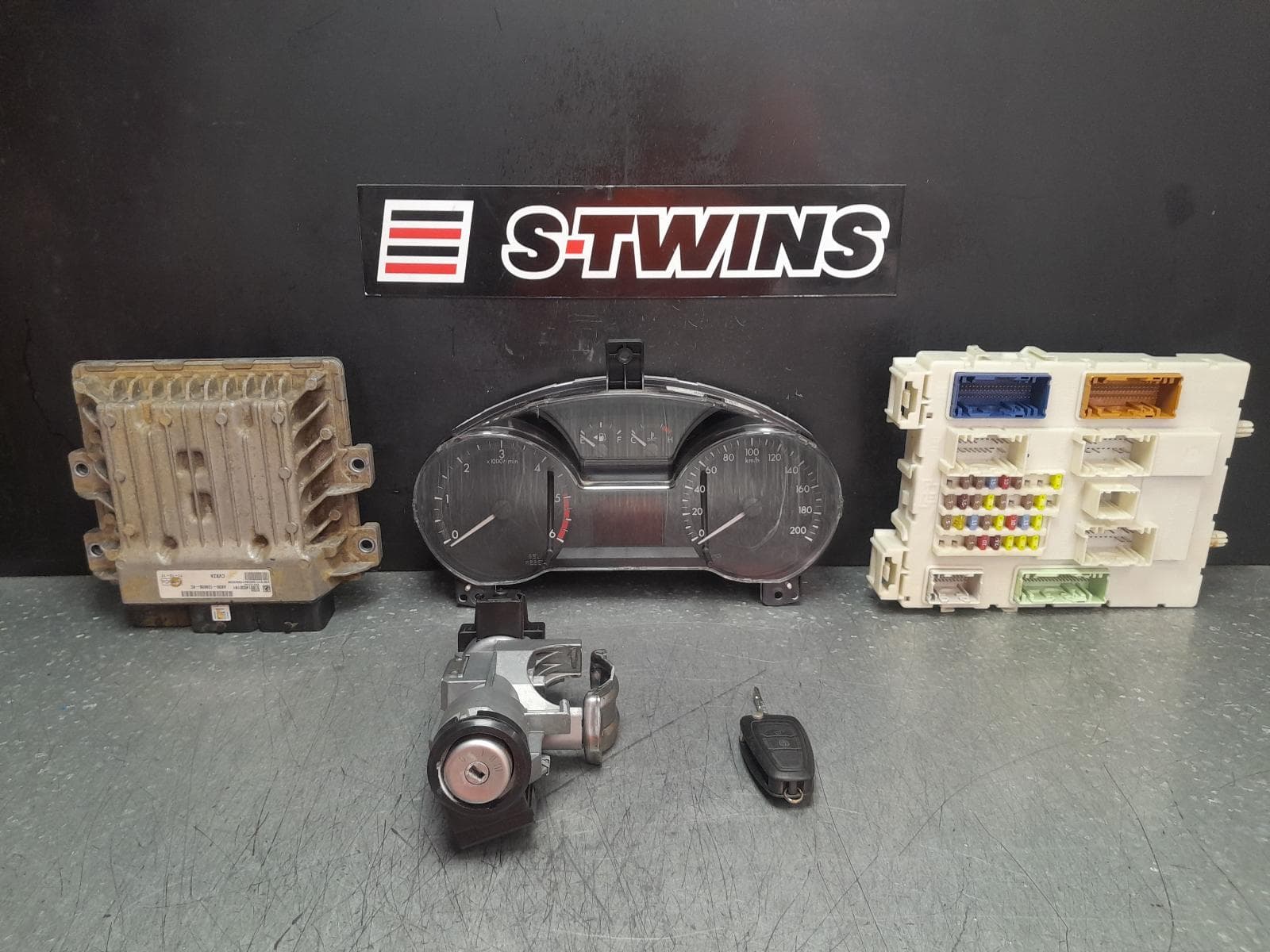 Used auto part listing image: 2012 MAZDA BT50 ENGINE ECU, 3.2, DIESEL, TURBO, P/N AB3912A650FF, SEC SET (ECU/IMM/READER/KEY), UP-UR, 10/11-06/20 0000356242