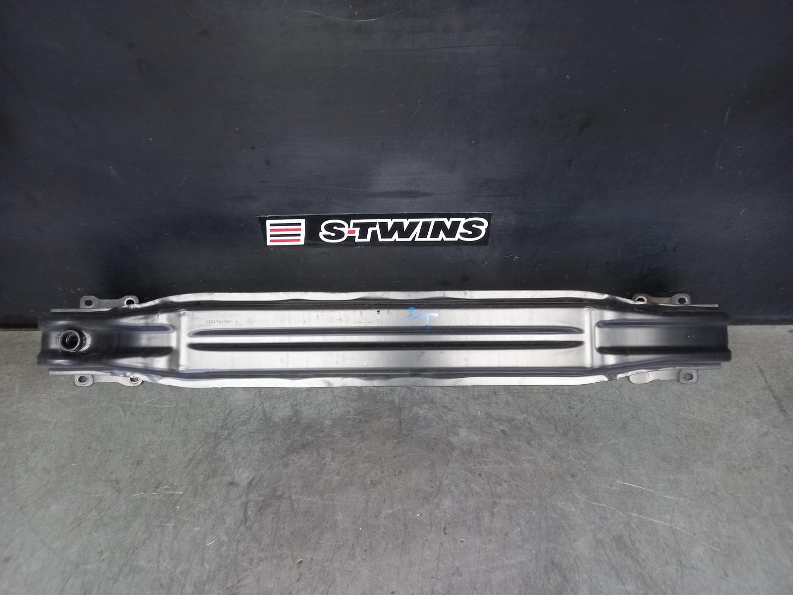 Used auto part listing image: 2015 VOLKSWAGEN GOLF R BAR BRACKET REINFO MAIN REINFORCEMENT, GEN 7, HATCH, 11/12-08/20 0000357634