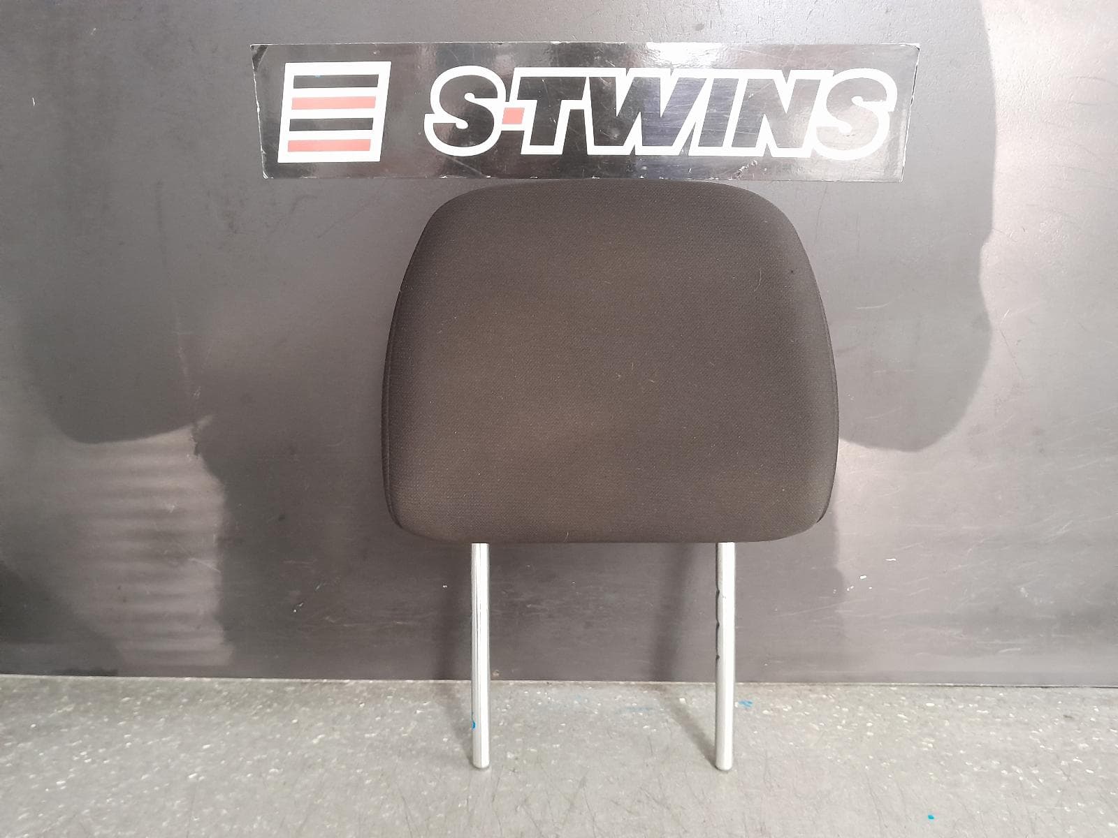 Used auto part listing image: 2012 MITSUBISHI LANCER HEADREST RH FRONT, CLOTH, CJ, 07/07-10/15 0000374808