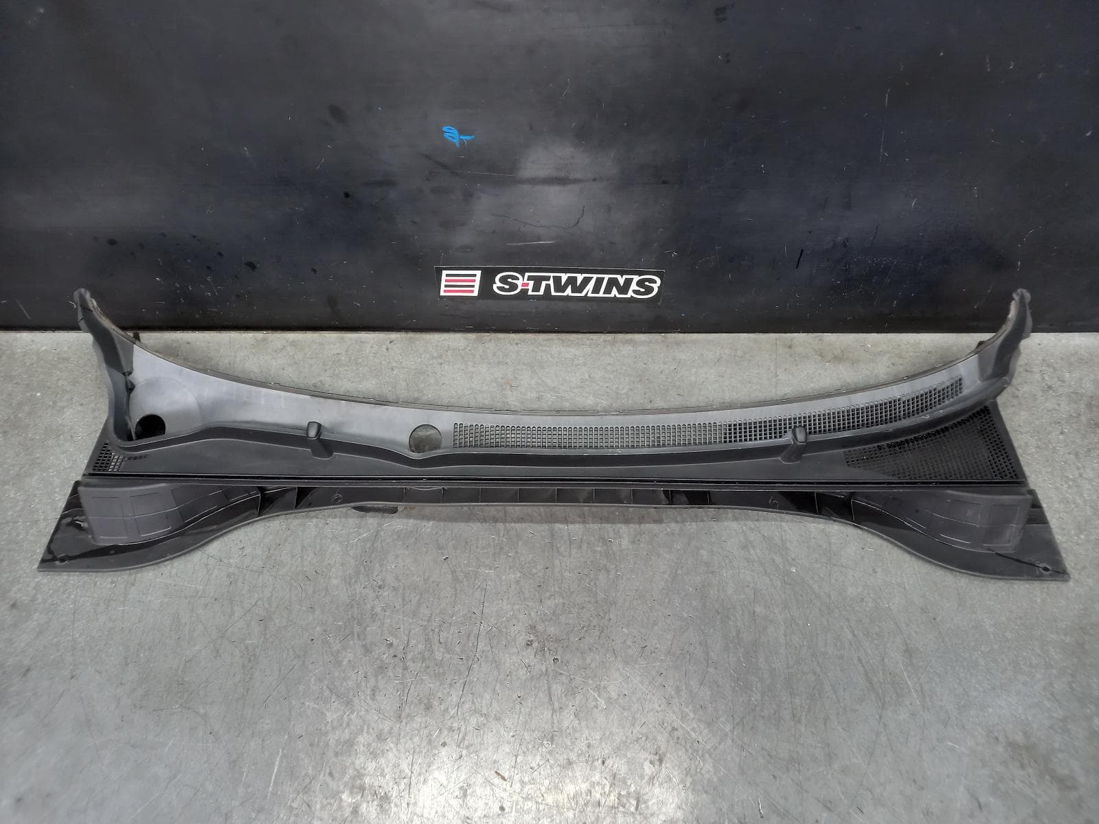 Used auto part listing image: 2017 HYUNDAI TUCSON PLENUM CHAMBER TL, 06/15-01/21 0000364133